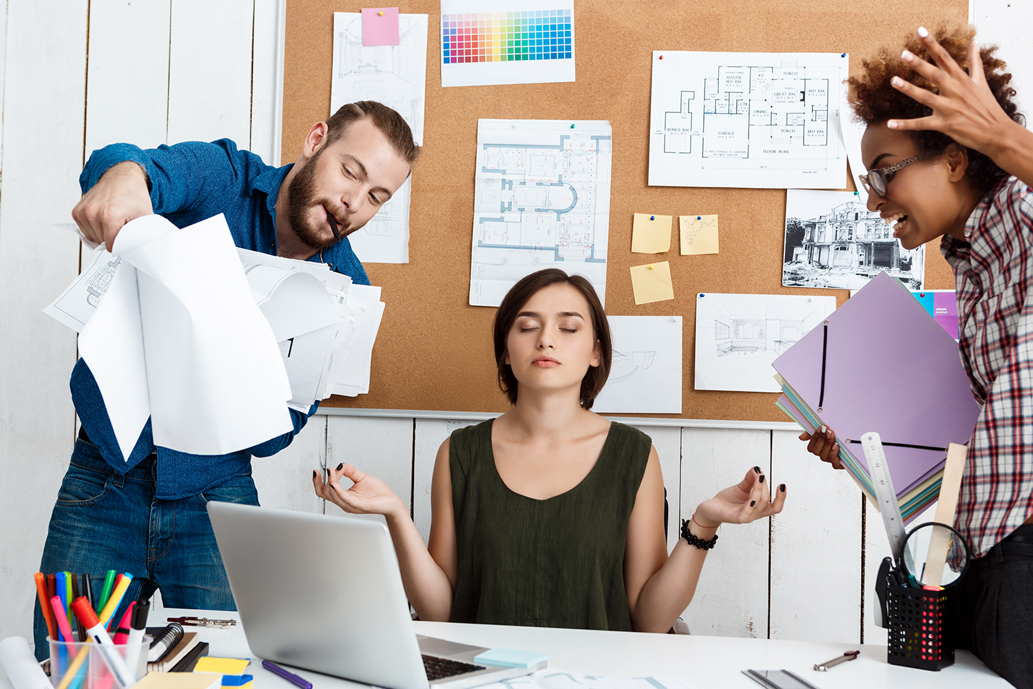 5 Claves para Fortalecer la Salud Mental en el Trabajo: Potencia el Bienestar de tu Equipo  🧠