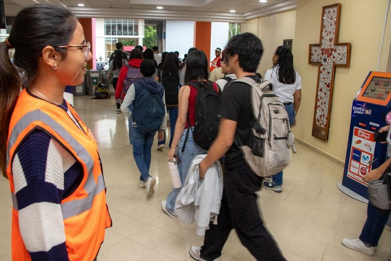 7 Claves Infalibles para un Plan de Emergencia que Cumpla con el Benemérito Cuerpo de Bomberos 🚨